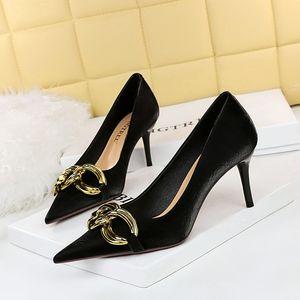 Pointed Stiletto Heels slider icon 1